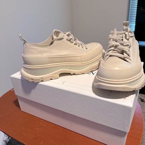 Alexandra McQueen Boots